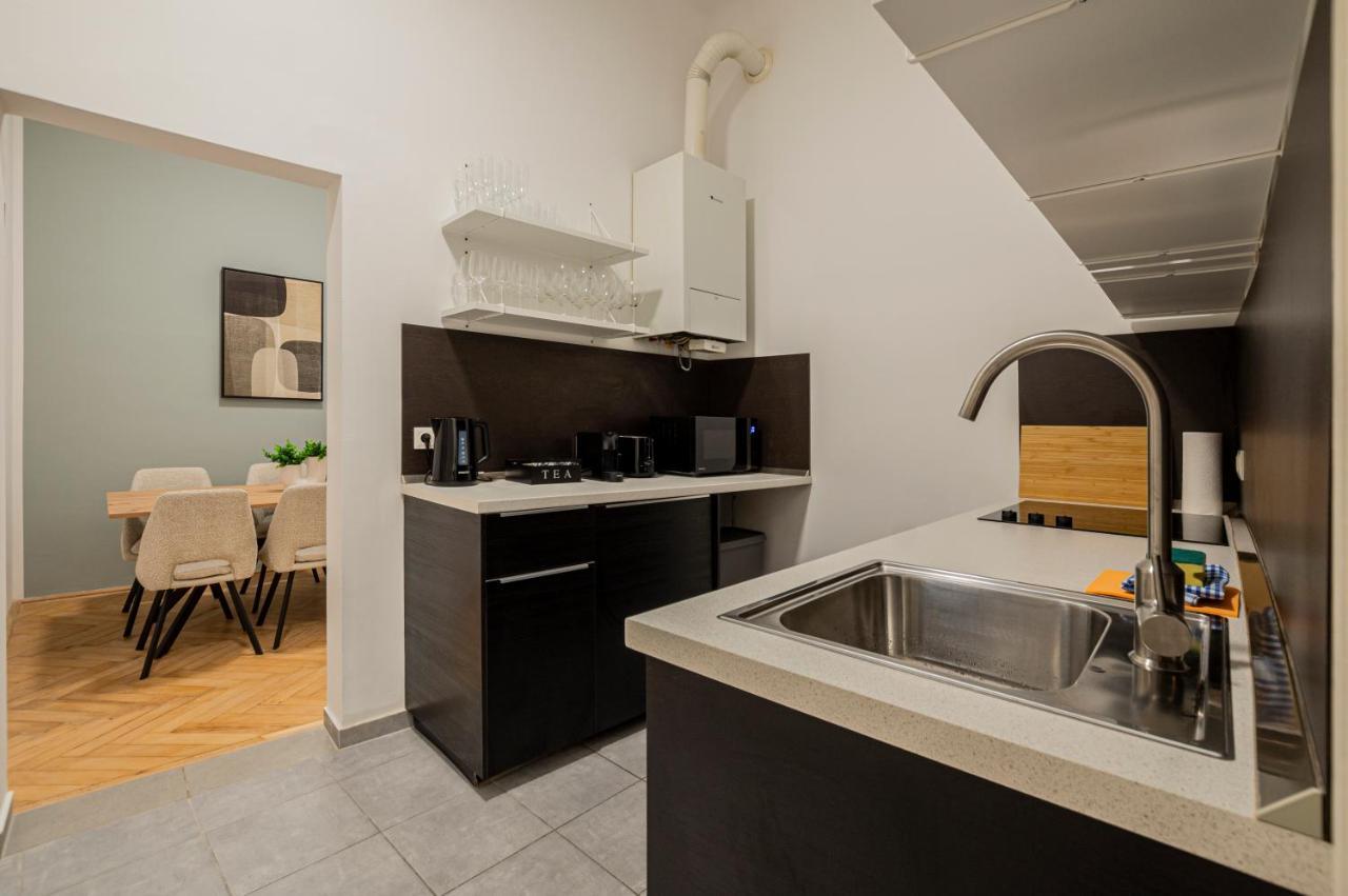 Charming Apt Perfect For 4-6 Tram, Self-Checkin 维也纳 外观 照片