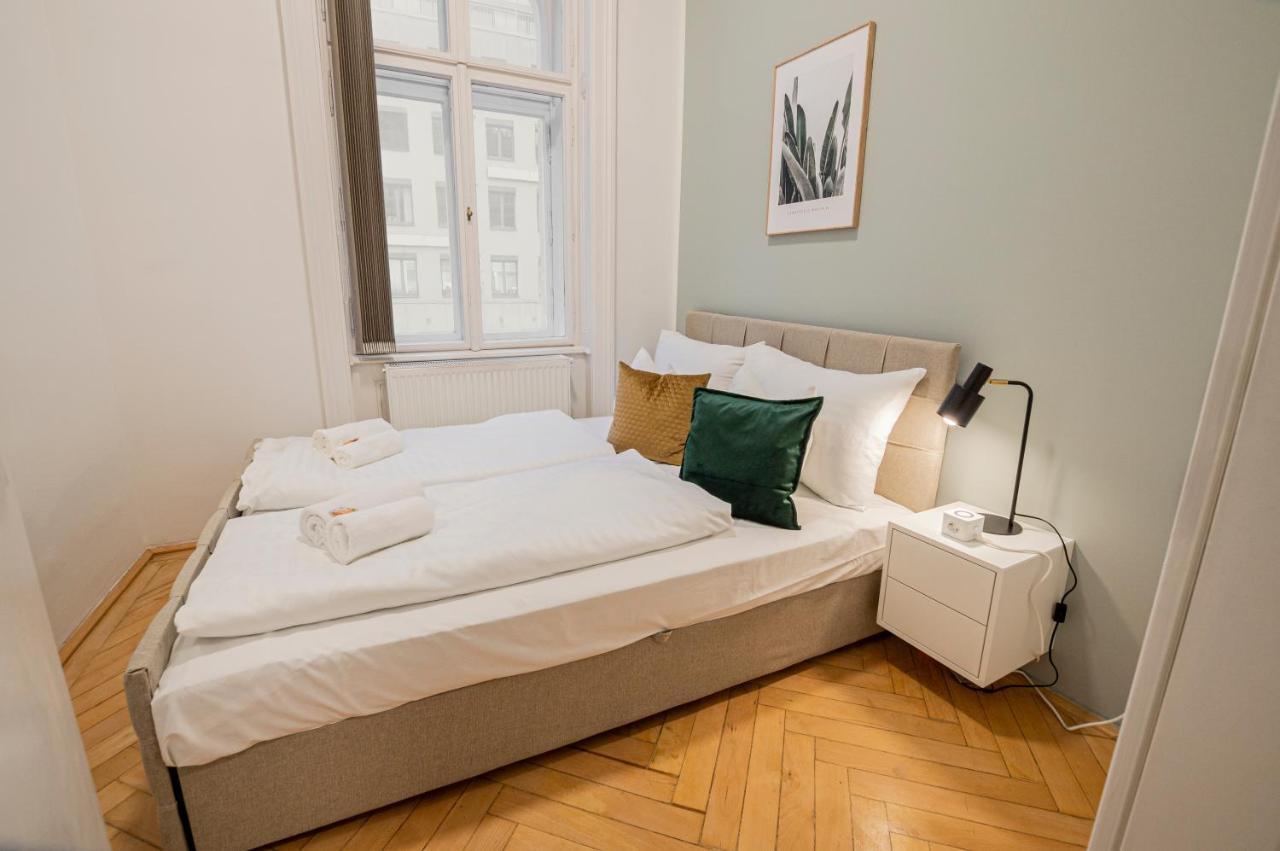 Charming Apt Perfect For 4-6 Tram, Self-Checkin 维也纳 外观 照片